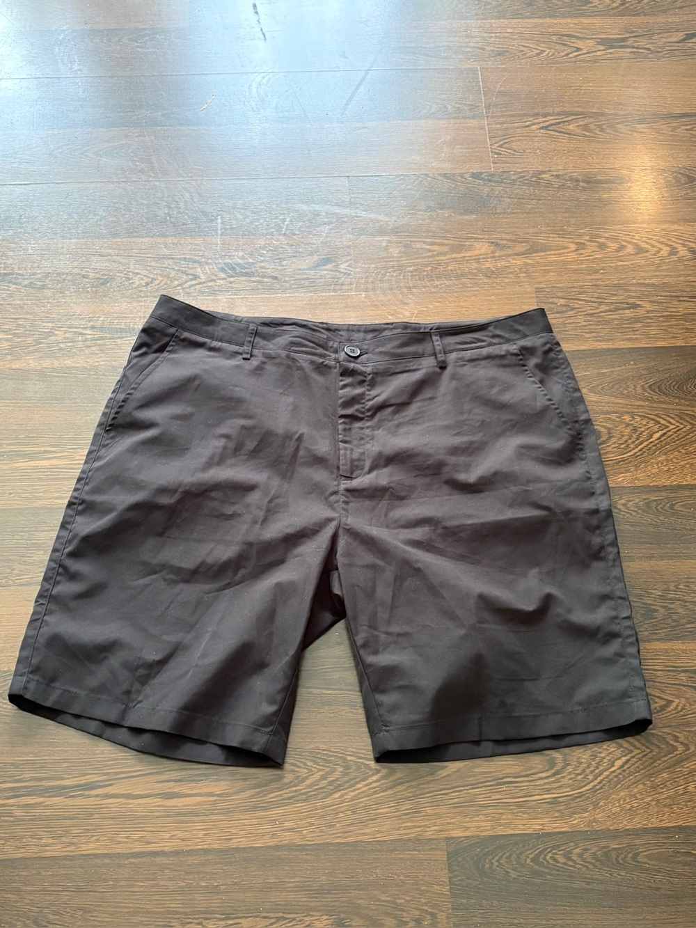 Men Black shorts size 40 Cart (L-103